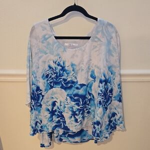 Peter Nygard Asymmetrical Blue and White Blouse with Relaxed Fit